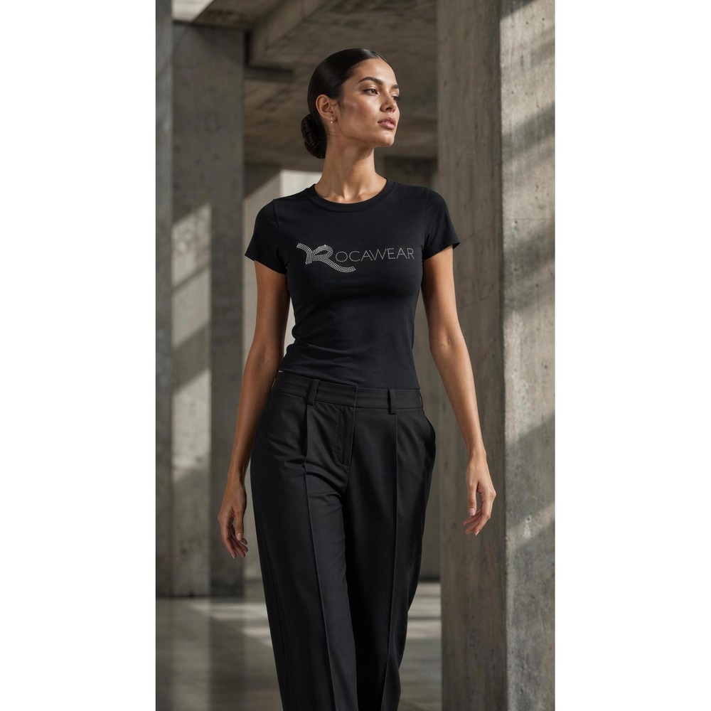 Rocawear Womens Black Rhinestone Logo T-Shirt Short Sleeve Crew Neck Small NWT